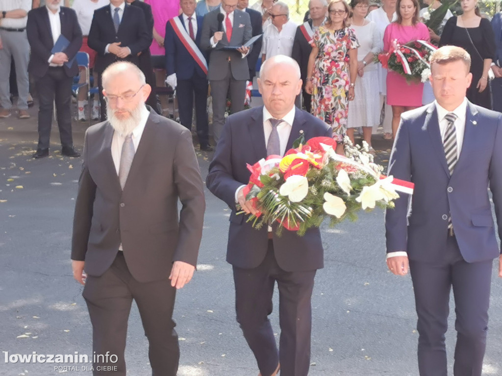 Uroczystości patriotyczne pod pomnikiem Piłsudskiego