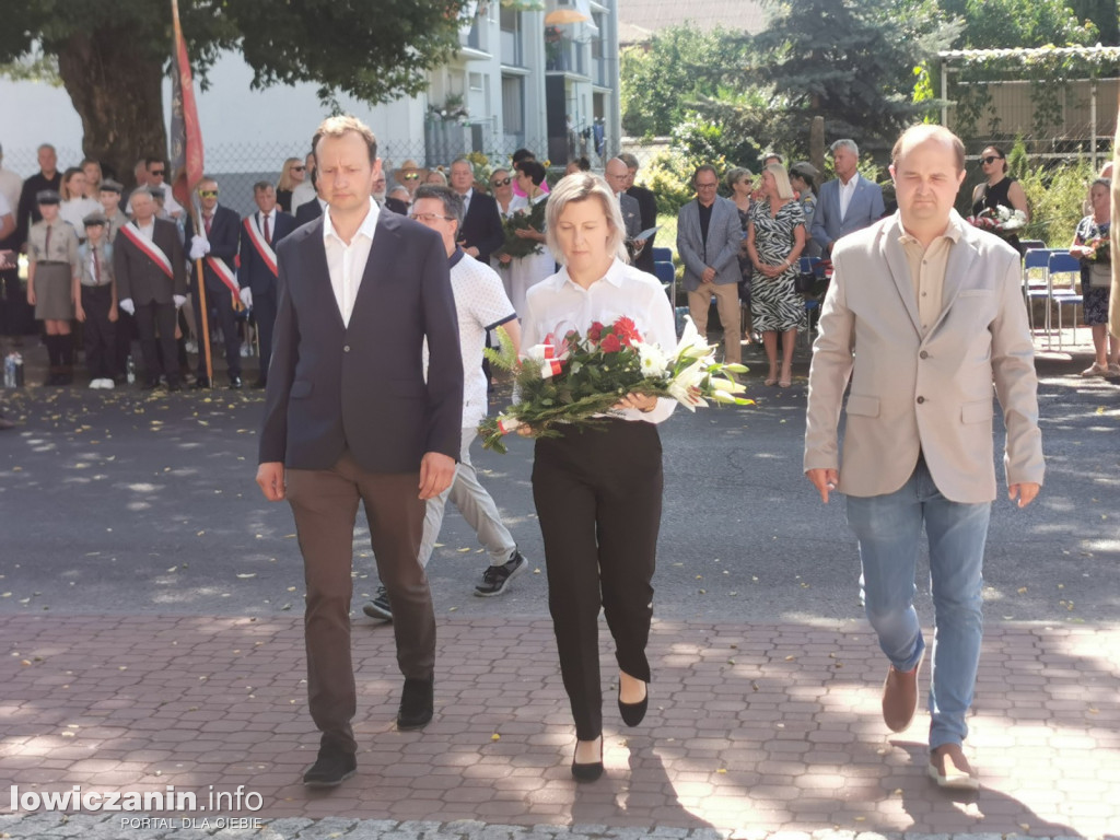 Uroczystości patriotyczne pod pomnikiem Piłsudskiego