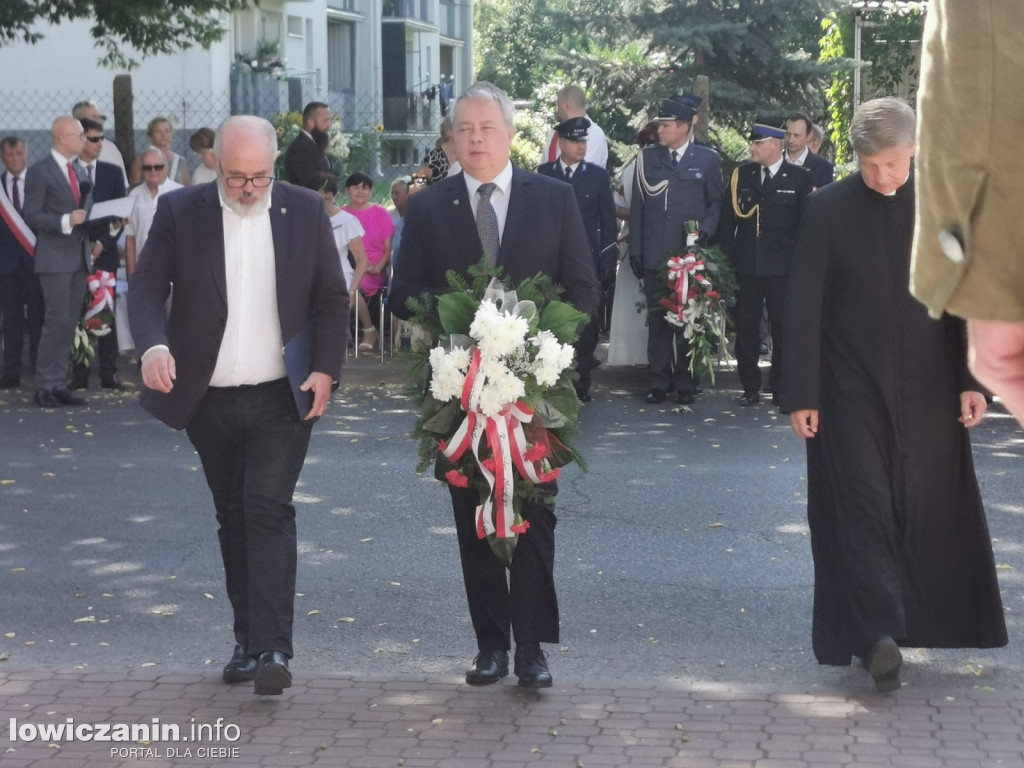 Uroczystości patriotyczne pod pomnikiem Piłsudskiego