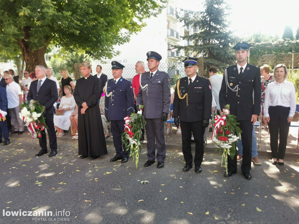 Uroczystości patriotyczne pod pomnikiem Piłsudskiego