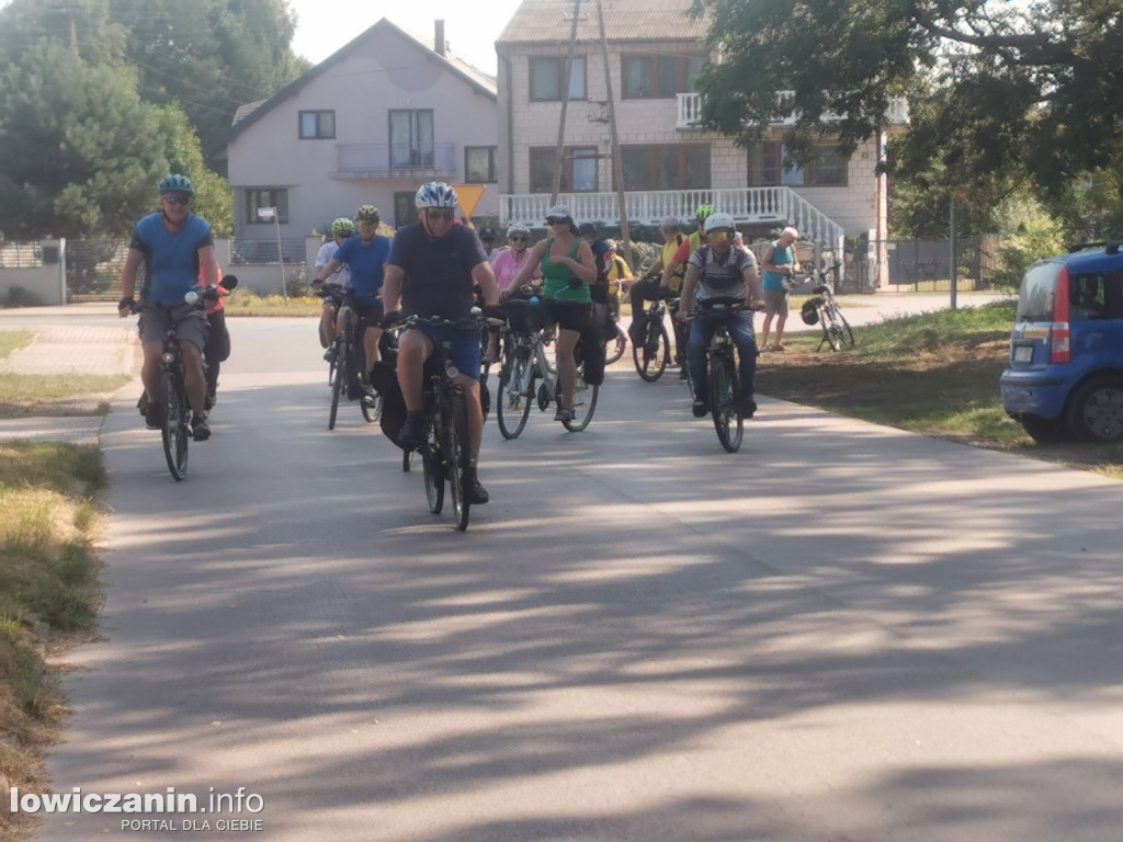 Rajd rowerowy Szlakiem Łowickich Kapliczek