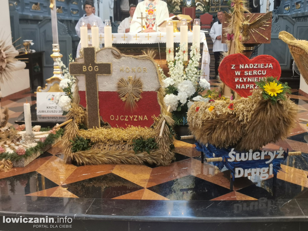 Dożynki w parafii katedralnej