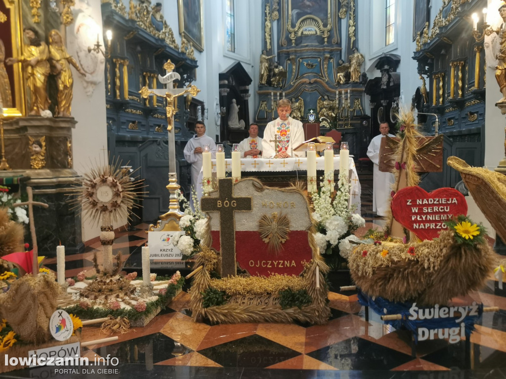 Dożynki w parafii katedralnej