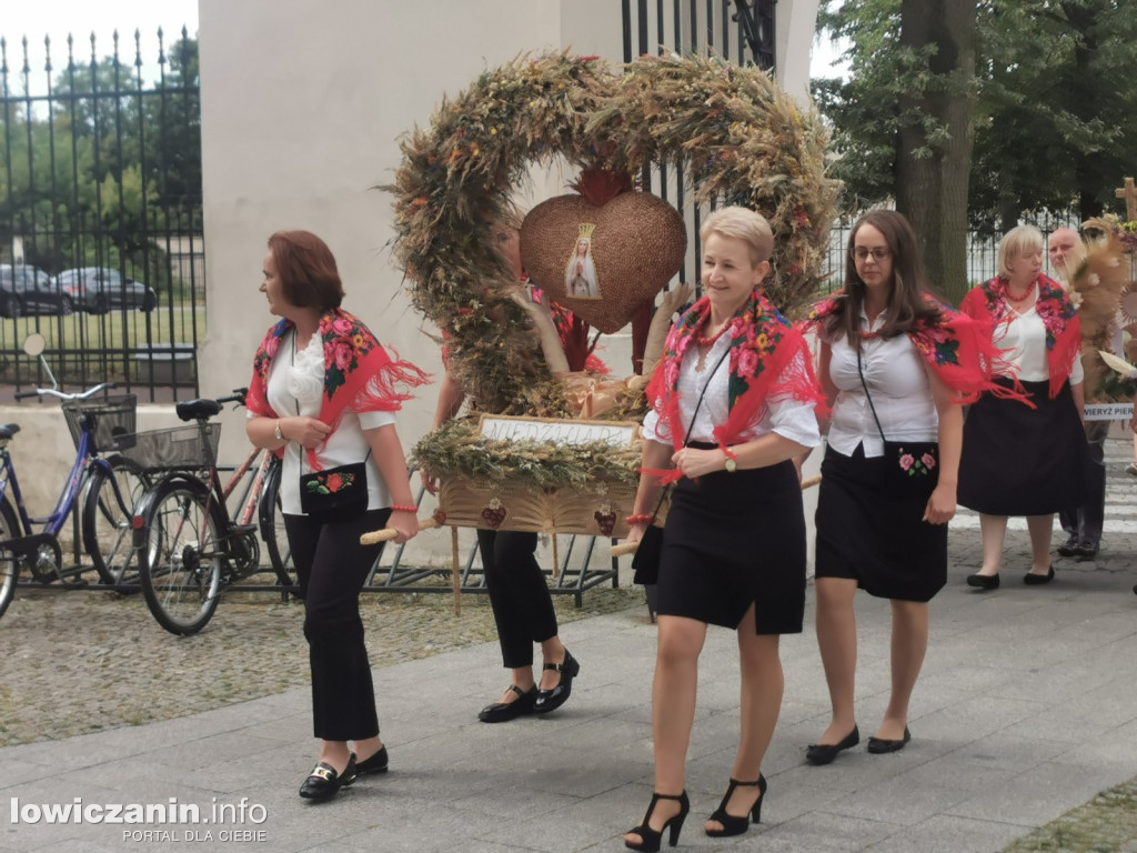 Dożynki w parafii katedralnej