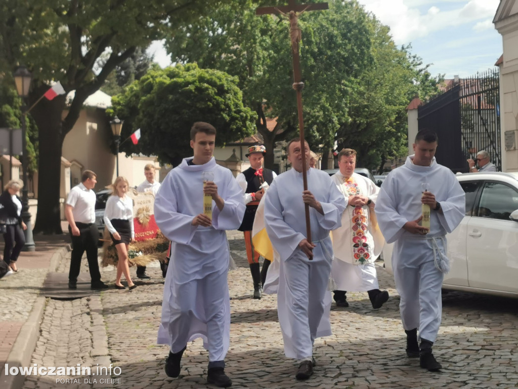 Dożynki w parafii katedralnej