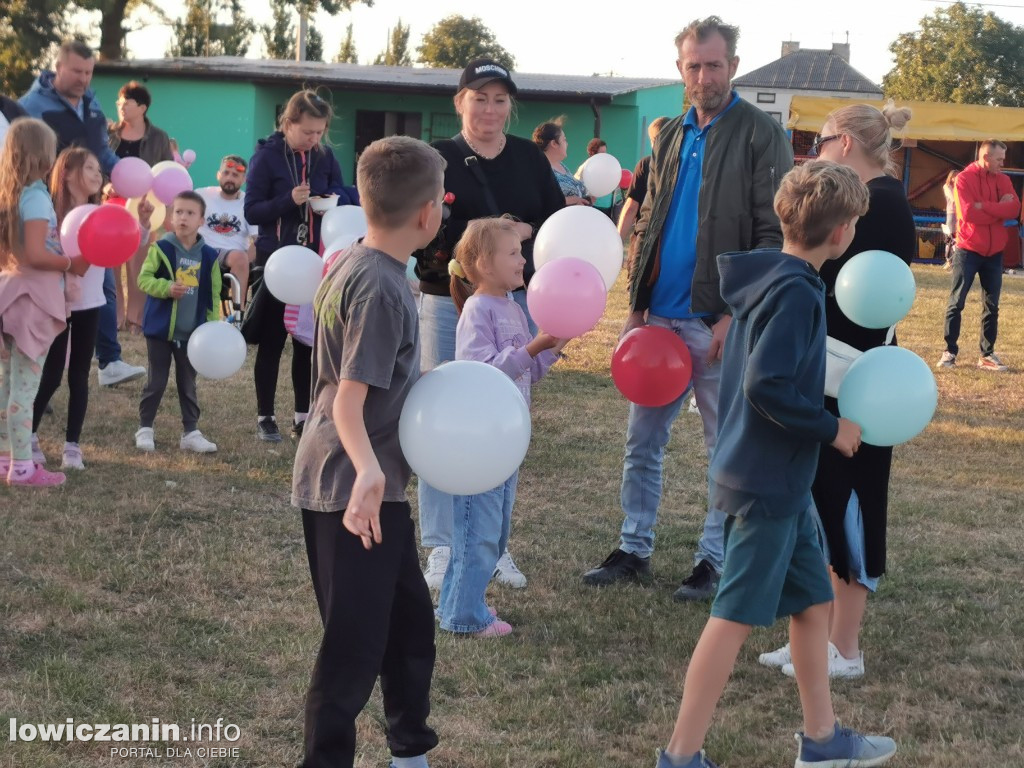 300 balonów poszybowało w niebo