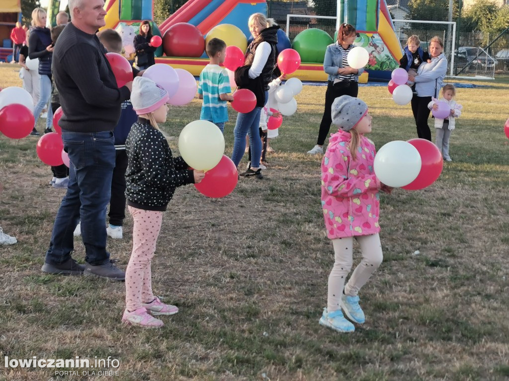 300 balonów poszybowało w niebo
