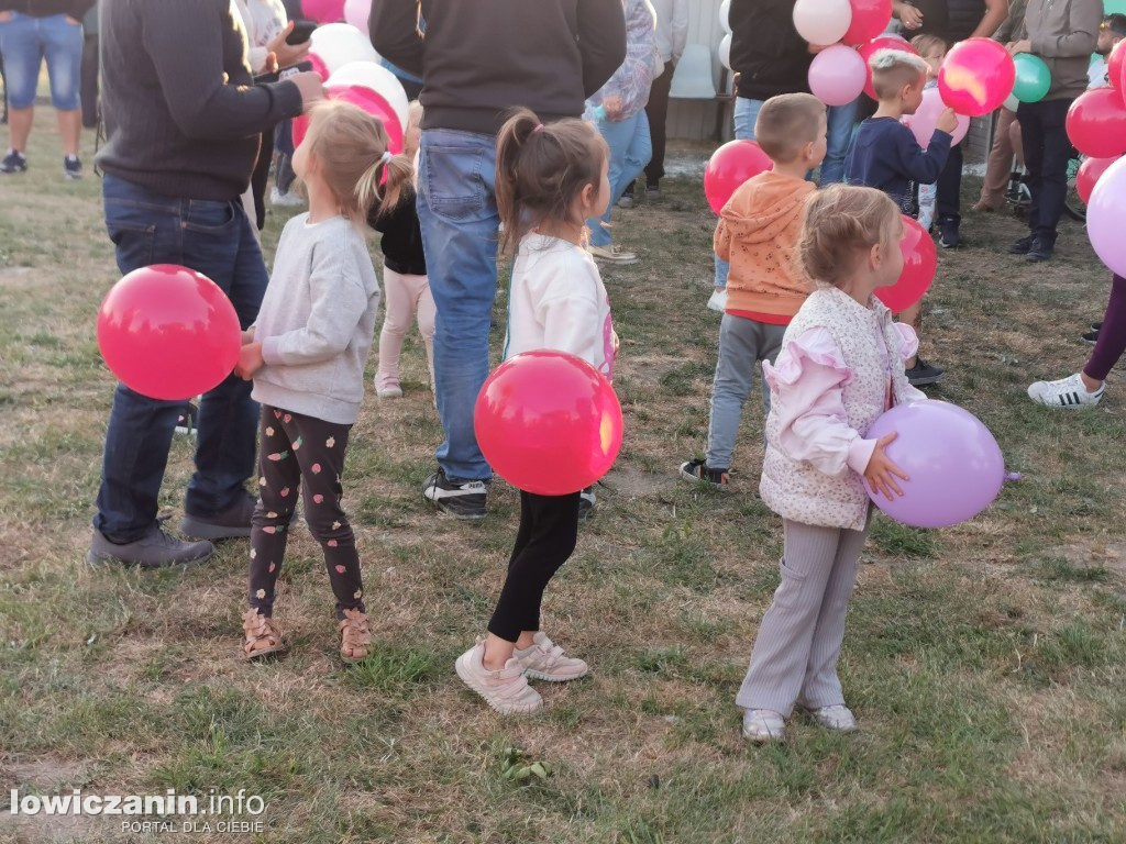 300 balonów poszybowało w niebo