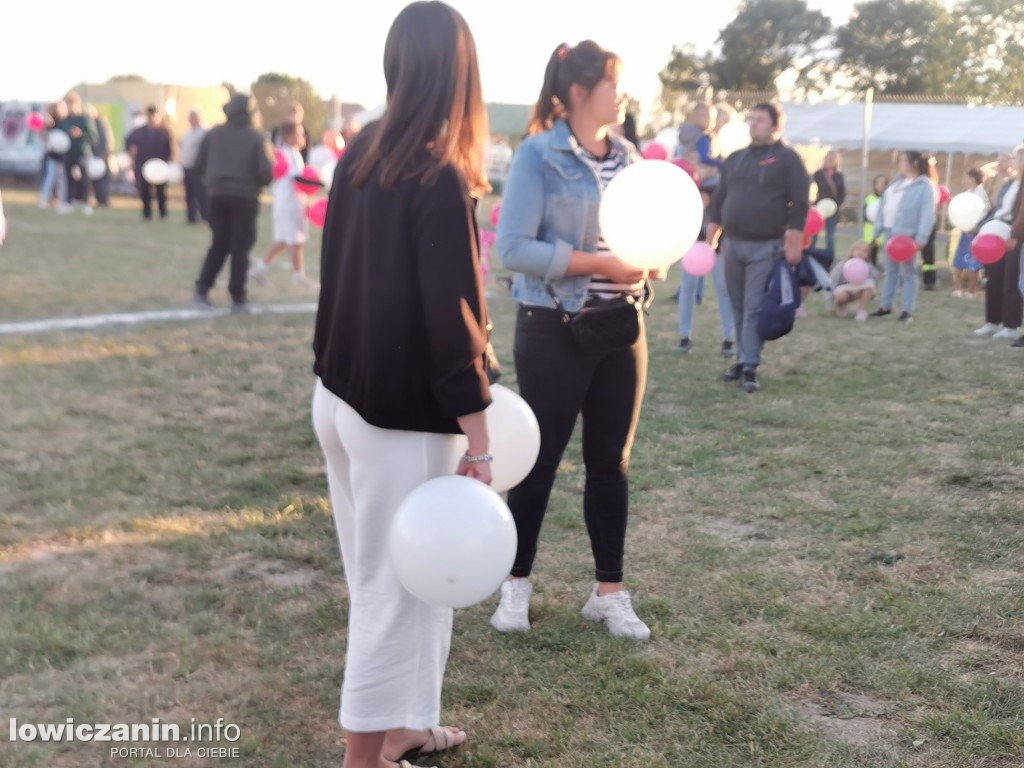 300 balonów poszybowało w niebo