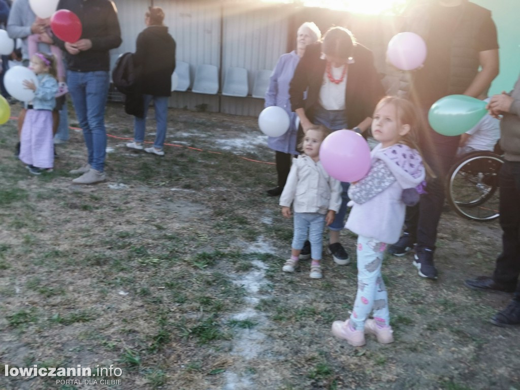 300 balonów poszybowało w niebo