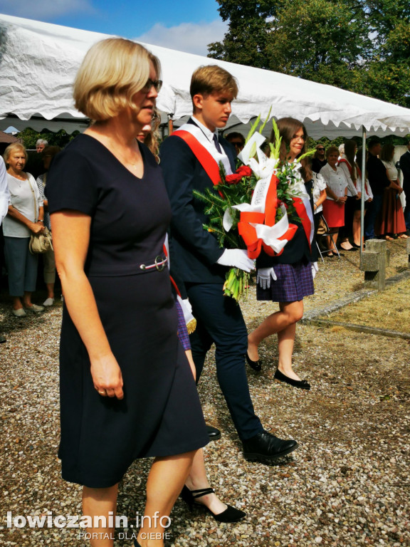 1 września w Łowiczu. Uroczystości na cmentarzu wojennym przy ul. Listopadowej