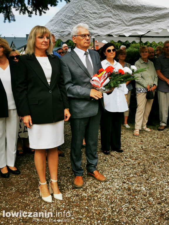 1 września w Łowiczu. Uroczystości na cmentarzu wojennym przy ul. Listopadowej