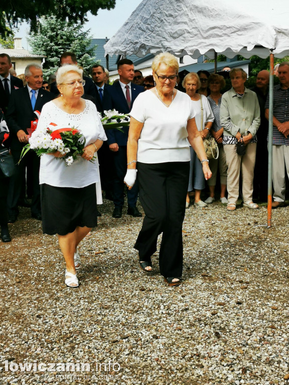 1 września w Łowiczu. Uroczystości na cmentarzu wojennym przy ul. Listopadowej