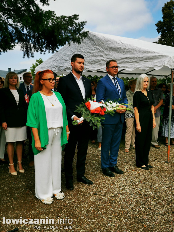 1 września w Łowiczu. Uroczystości na cmentarzu wojennym przy ul. Listopadowej