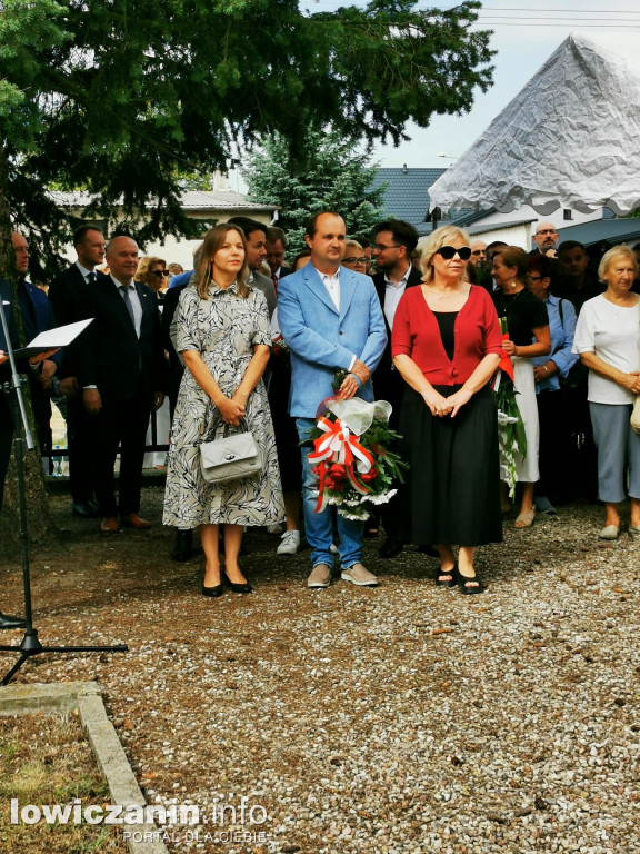 1 września w Łowiczu. Uroczystości na cmentarzu wojennym przy ul. Listopadowej