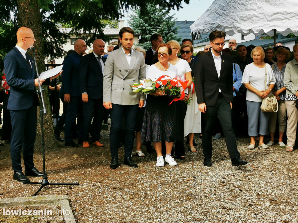 1 września w Łowiczu. Uroczystości na cmentarzu wojennym przy ul. Listopadowej