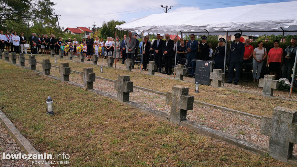 1 września w Łowiczu. Uroczystości na cmentarzu wojennym przy ul. Listopadowej