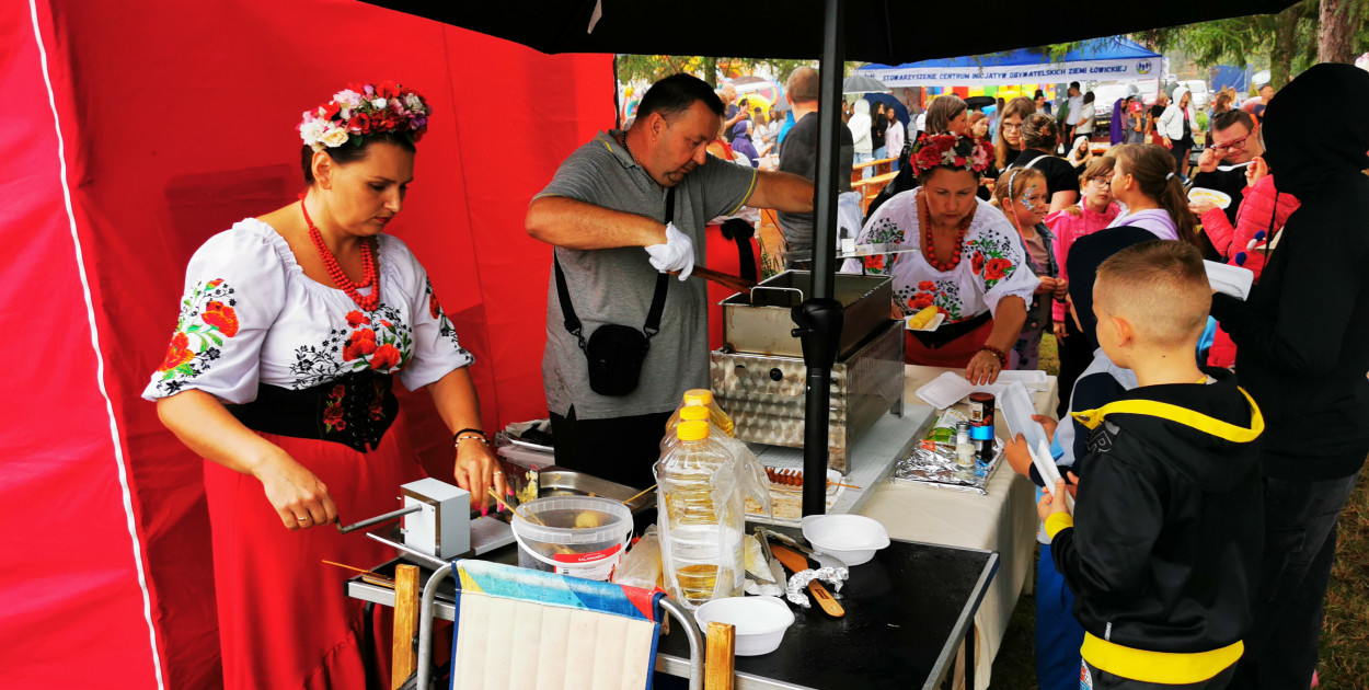 Piknik integracyjny przy Domu na 105