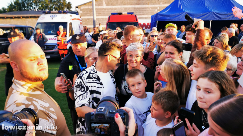 Zenek Martyniuk zaśpiewał i spotkał się z publicznoscią