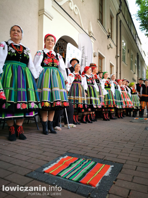 Odsłonięcie Gwiozd łowickich