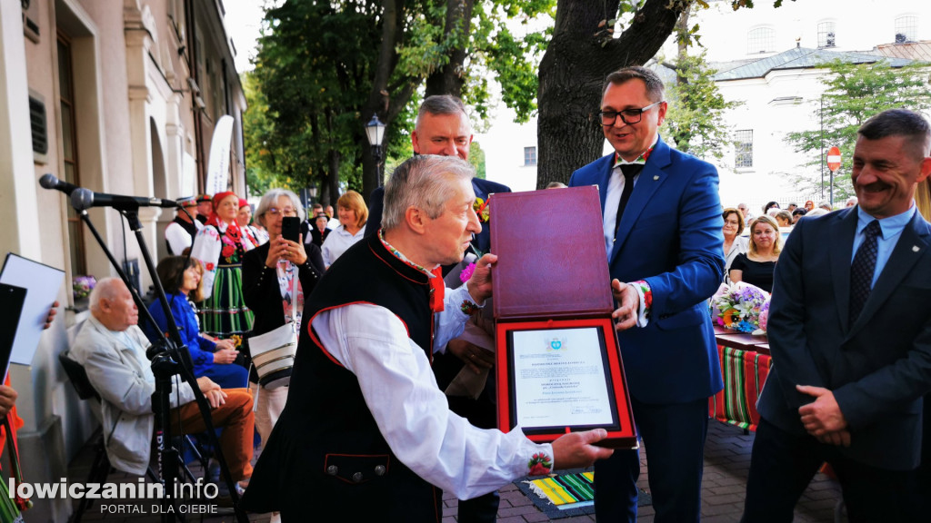 Odsłonięcie Gwiozd łowickich