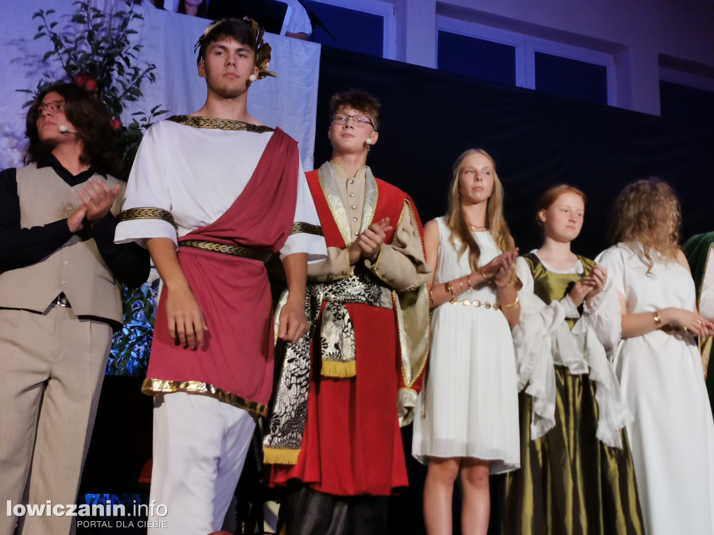 Odprawa posłów greckich w Pijarskiej w Łowiczu