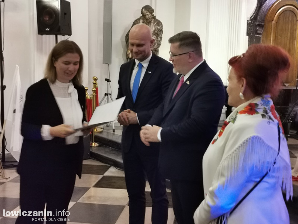 Kogo odznaczyła łowicka Solidarność?