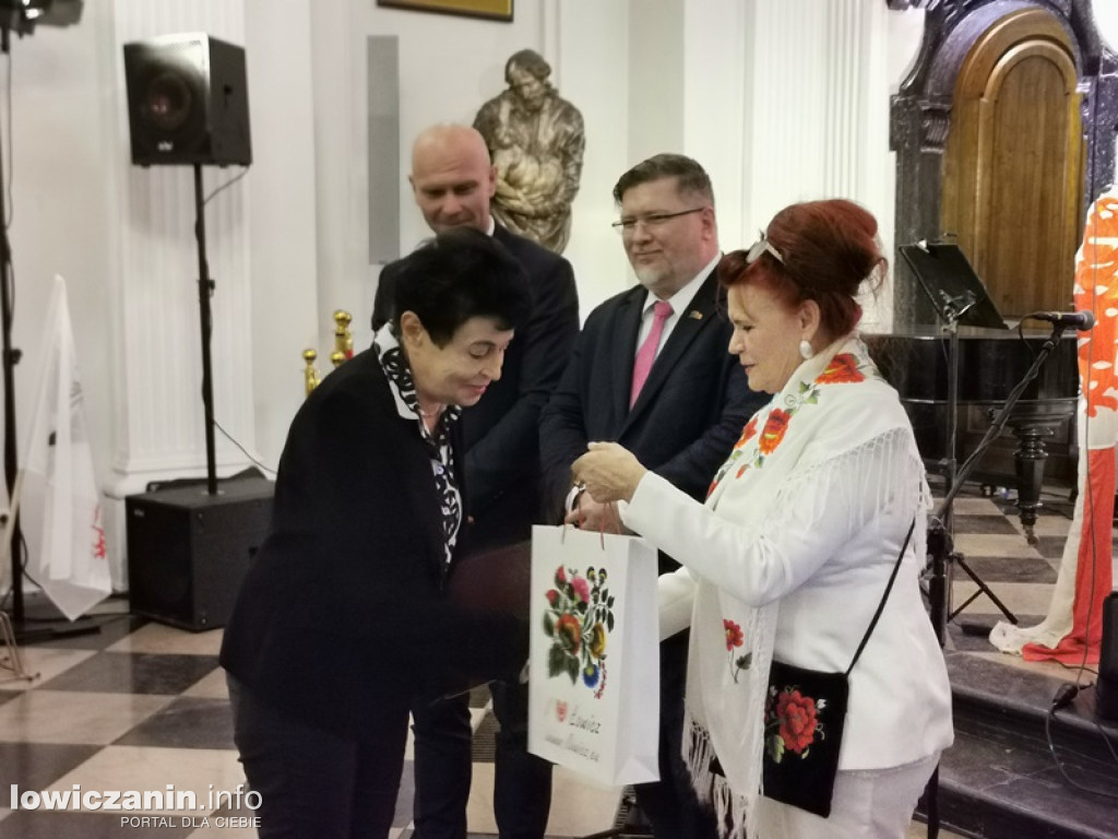Kogo odznaczyła łowicka Solidarność?