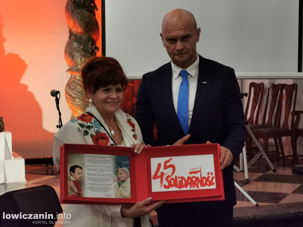 Kogo odznaczyła łowicka Solidarność?