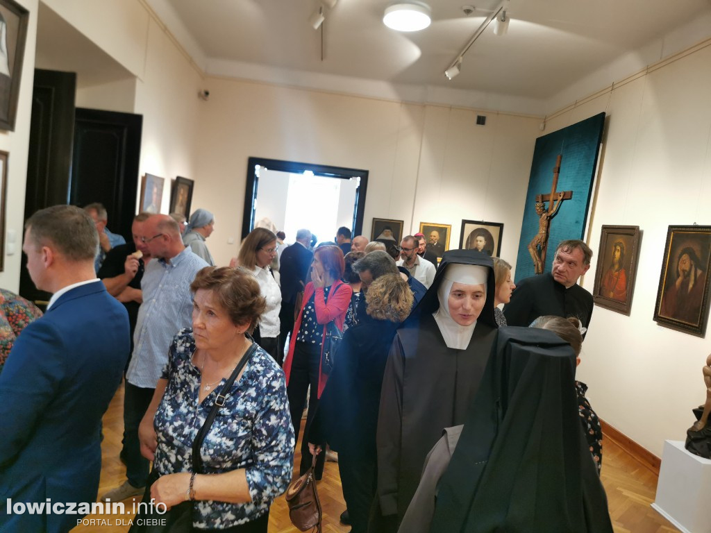Skarby łowickich bernardynek w Muzeum w Łowiczu