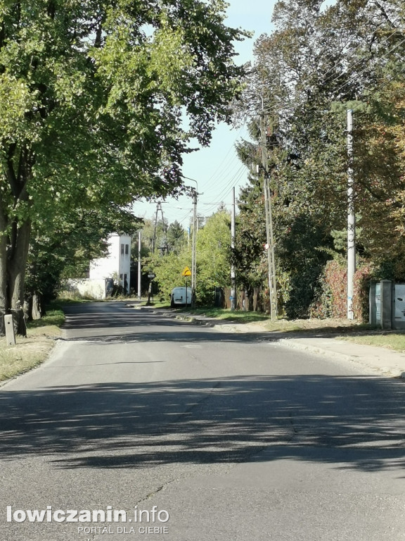Ulica Nadbzurzańska w Łowiczu w przebudowie