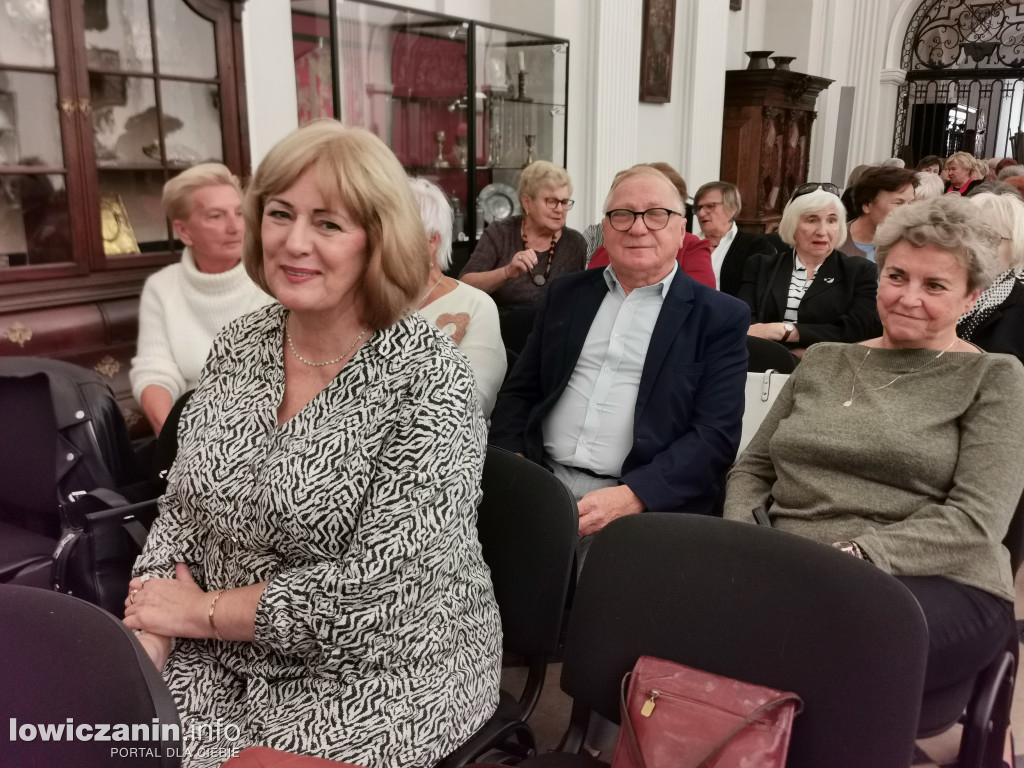 Seniorzy zainagurowali nowy rok akademicki w Łowiczu