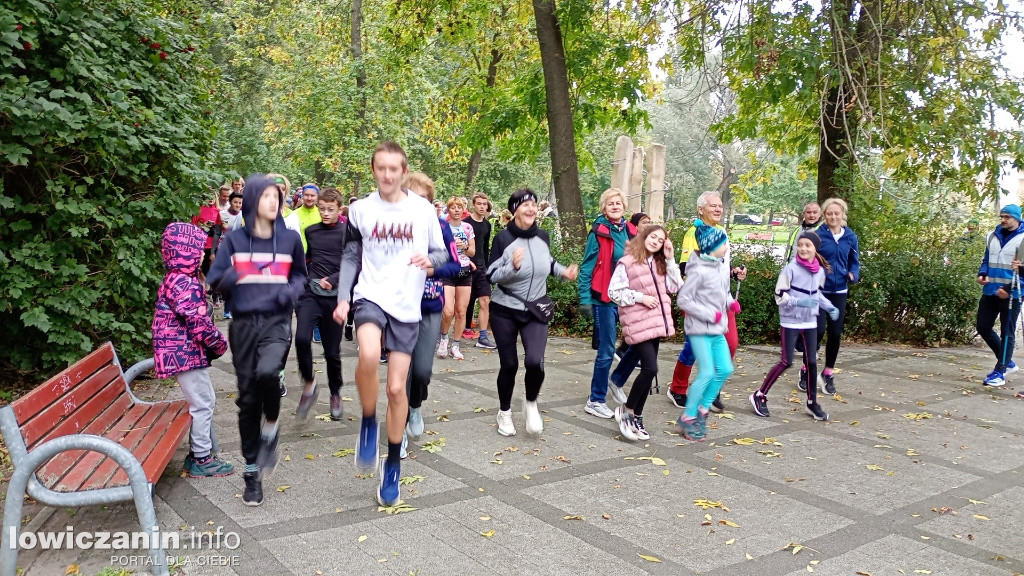 Weekend seniora z kulturą na Parkrunie w Łowiczu