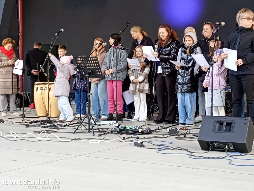 Muzyka, taniec i... pustki na widowni