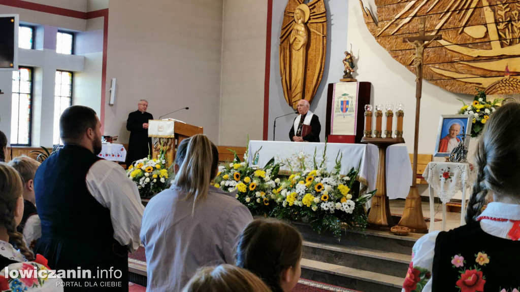Abp Wacław Depo w parafii Boczki Chełmońskie