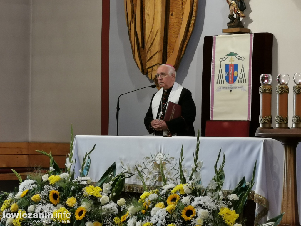 Abp Wacław Depo w parafii Boczki Chełmońskie