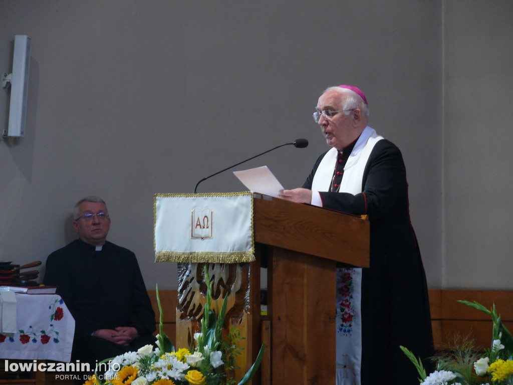 Abp Wacław Depo w parafii Boczki Chełmońskie