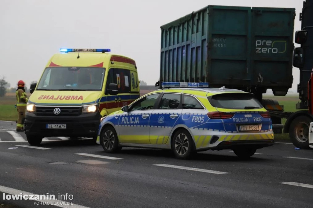 Zderzenie ciężarówek na DK 92