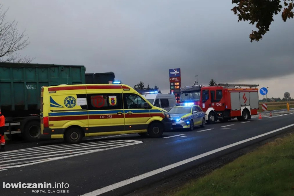 Zderzenie ciężarówek na DK 92