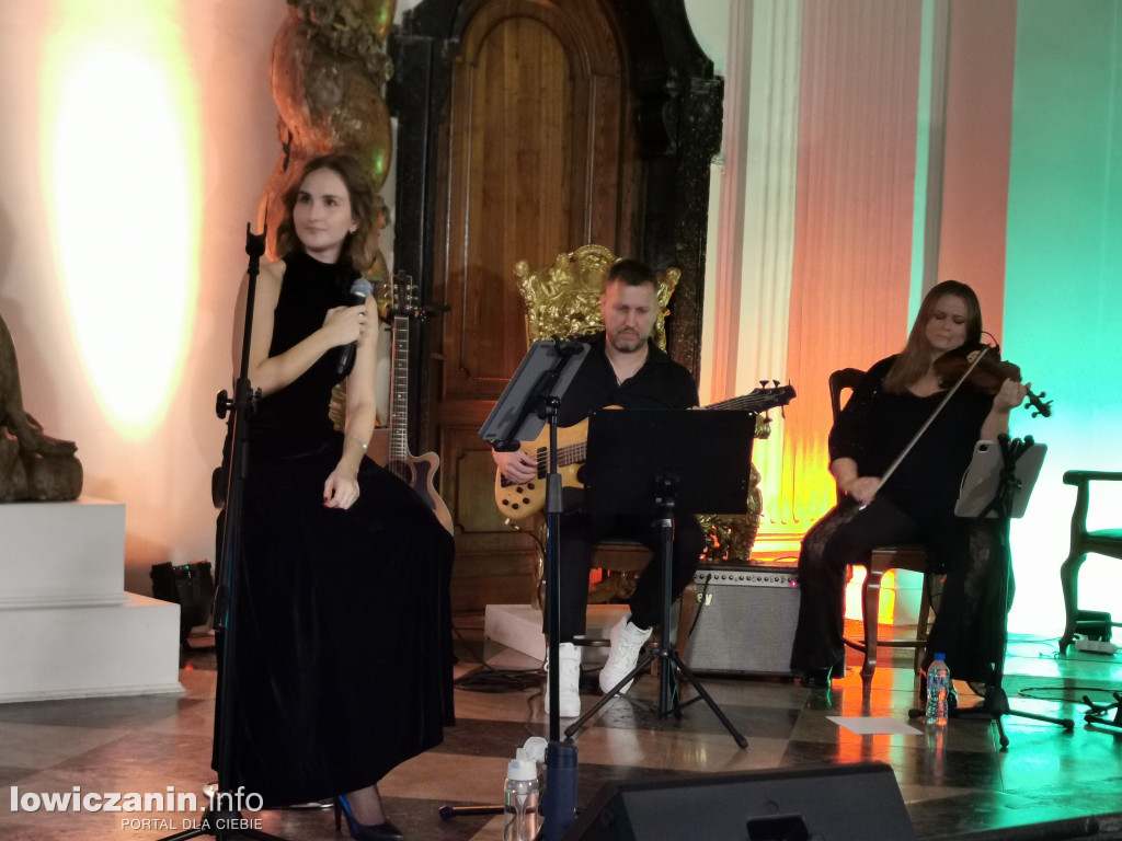 Muzyczna podróż z Malwiną Ciesielską
