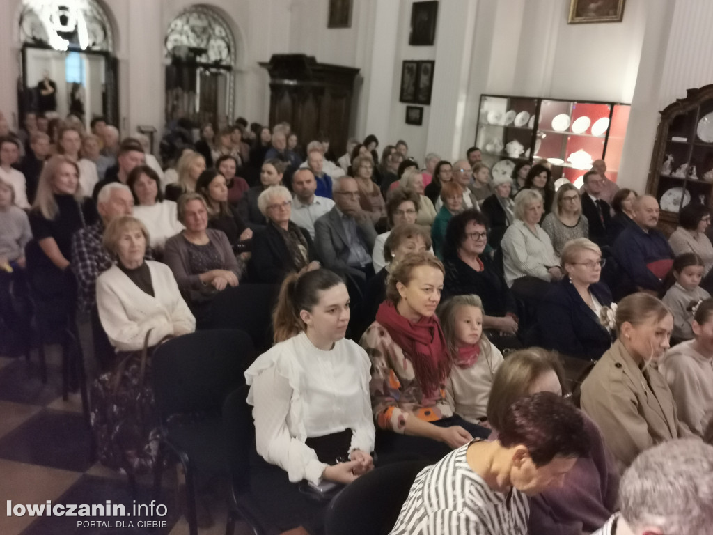 Muzyczna podróż z Malwiną Ciesielską