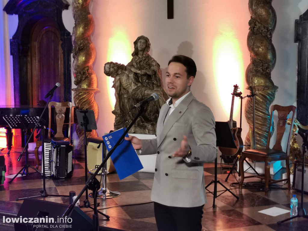 Muzyczna podróż z Malwiną Ciesielską