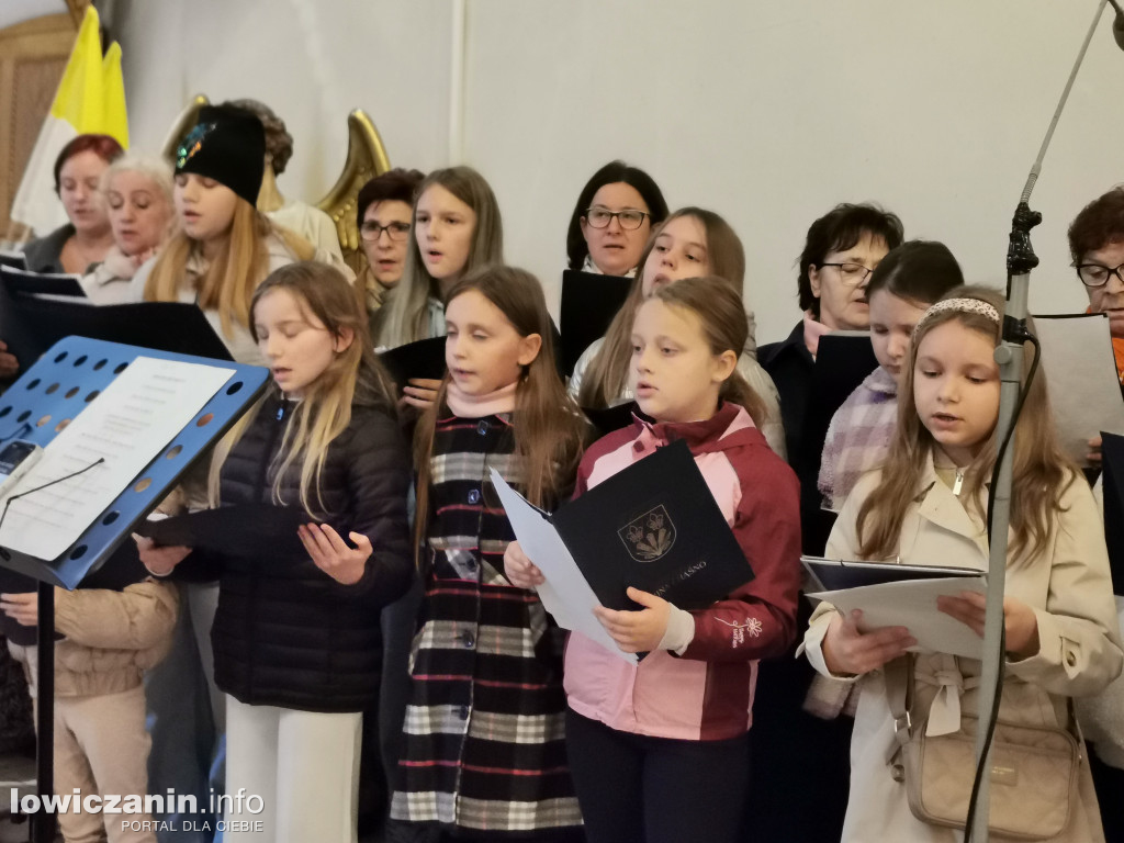 Koncert Papieski w kościele Świętego Ducha w Łowiczu