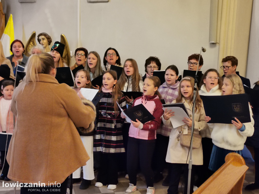 Koncert Papieski w kościele Świętego Ducha w Łowiczu