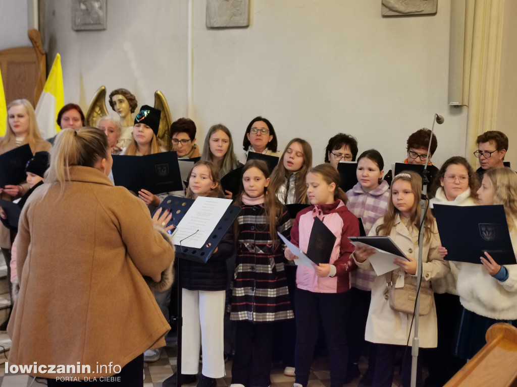 Koncert Papieski w kościele Świętego Ducha w Łowiczu