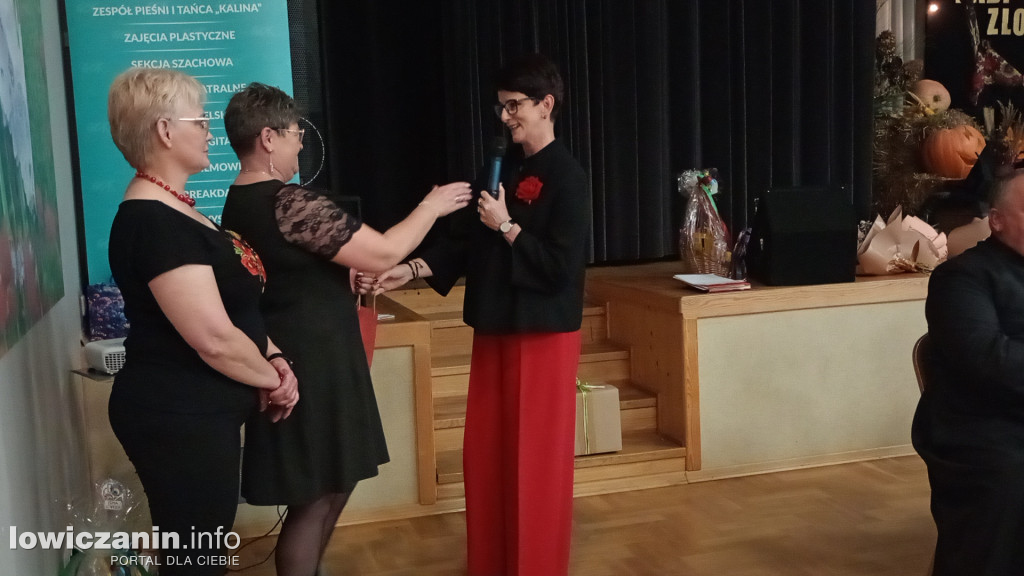 Panie bawią się na Babim Zlocie