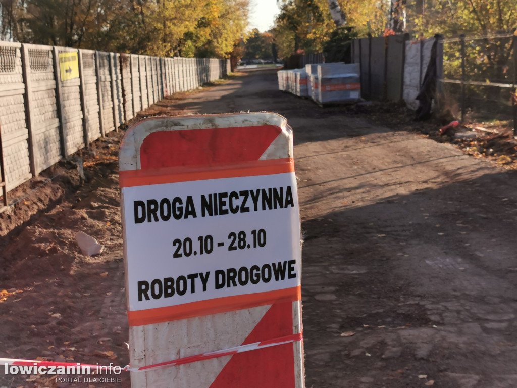 Utrudnienia na drodze do kaplicy cmentarnej