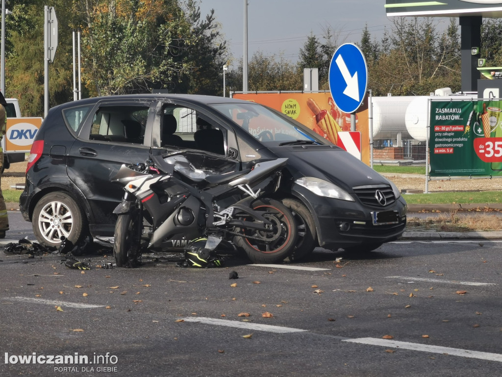 Wypadek w Kompinie. Poszkodowany motocyklista