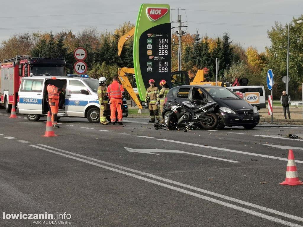 Wypadek w Kompinie. Poszkodowany motocyklista