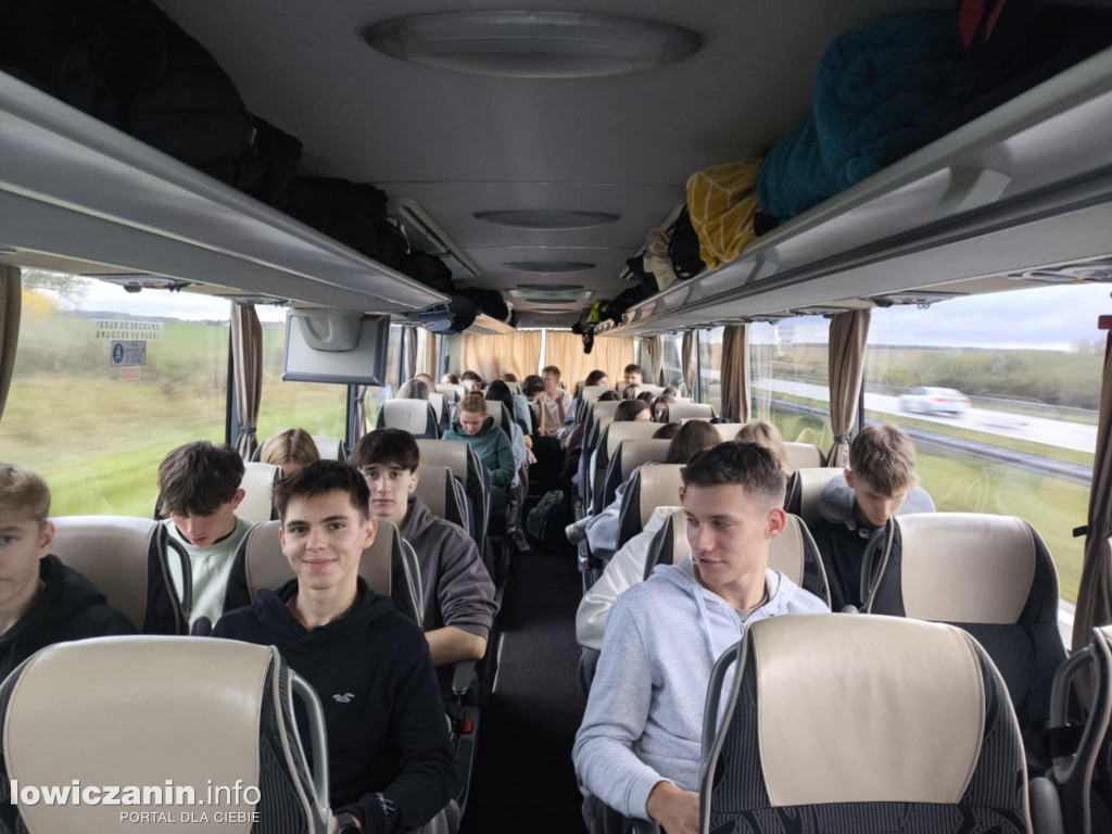 Uczniowie I LO w Łowiczu zwiedzili Francję i Hiszpanię